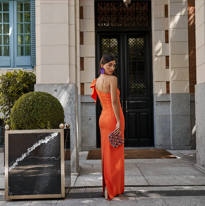ANA - VESTIDO LARGO ASIMÉTRICO CON LAZO