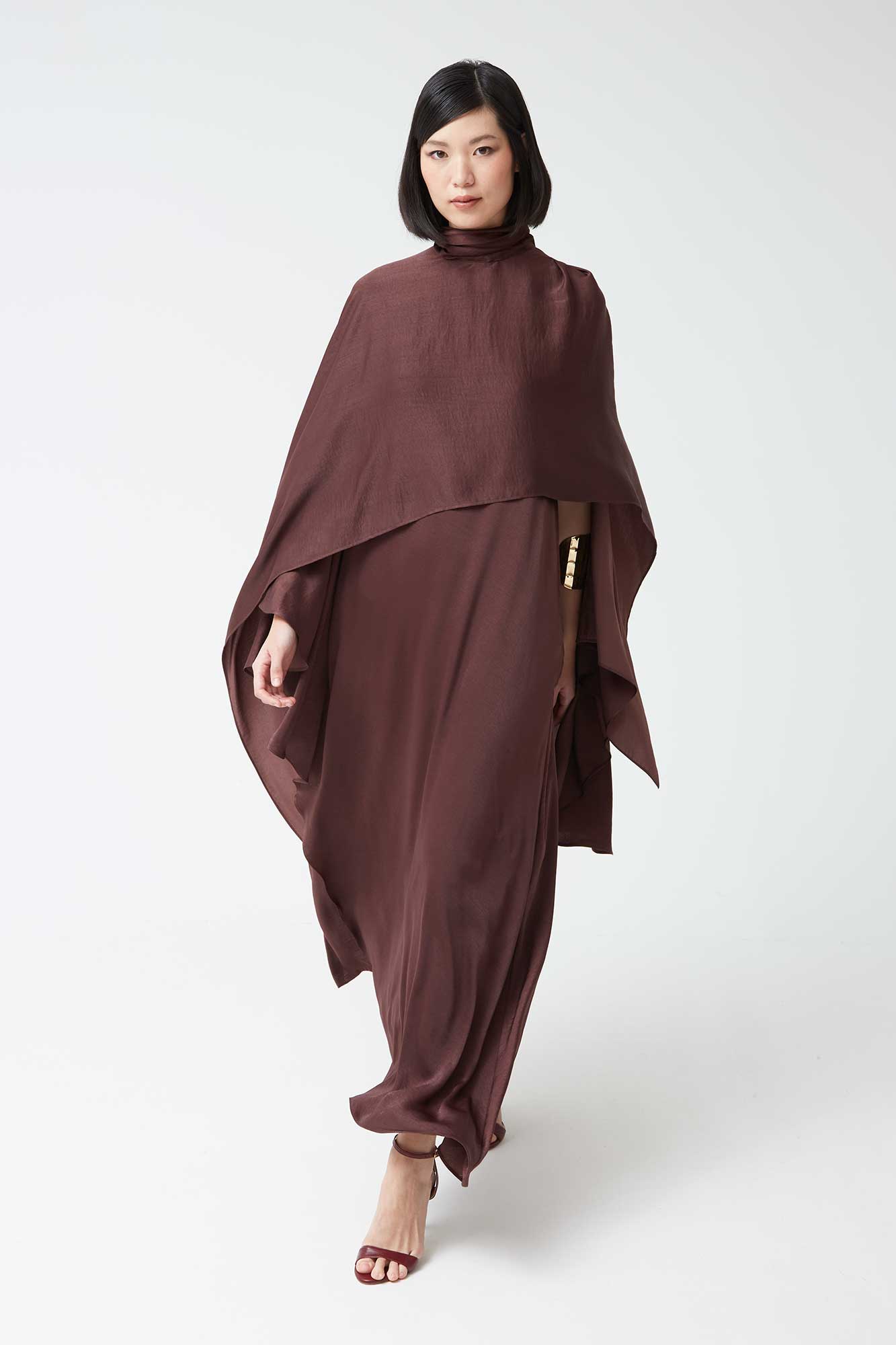 KENIA - CONJUNTO VESTIDO Y CAPA
