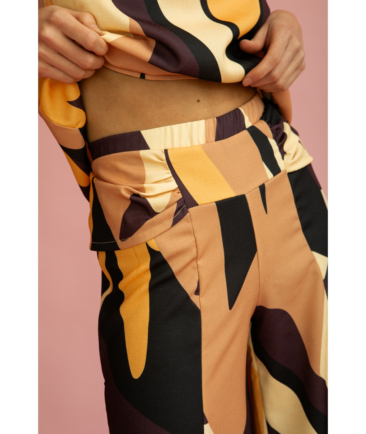 BERNARDA - CONJUNTO DE TOP HALTER Y PANTALÓN PALAZZO