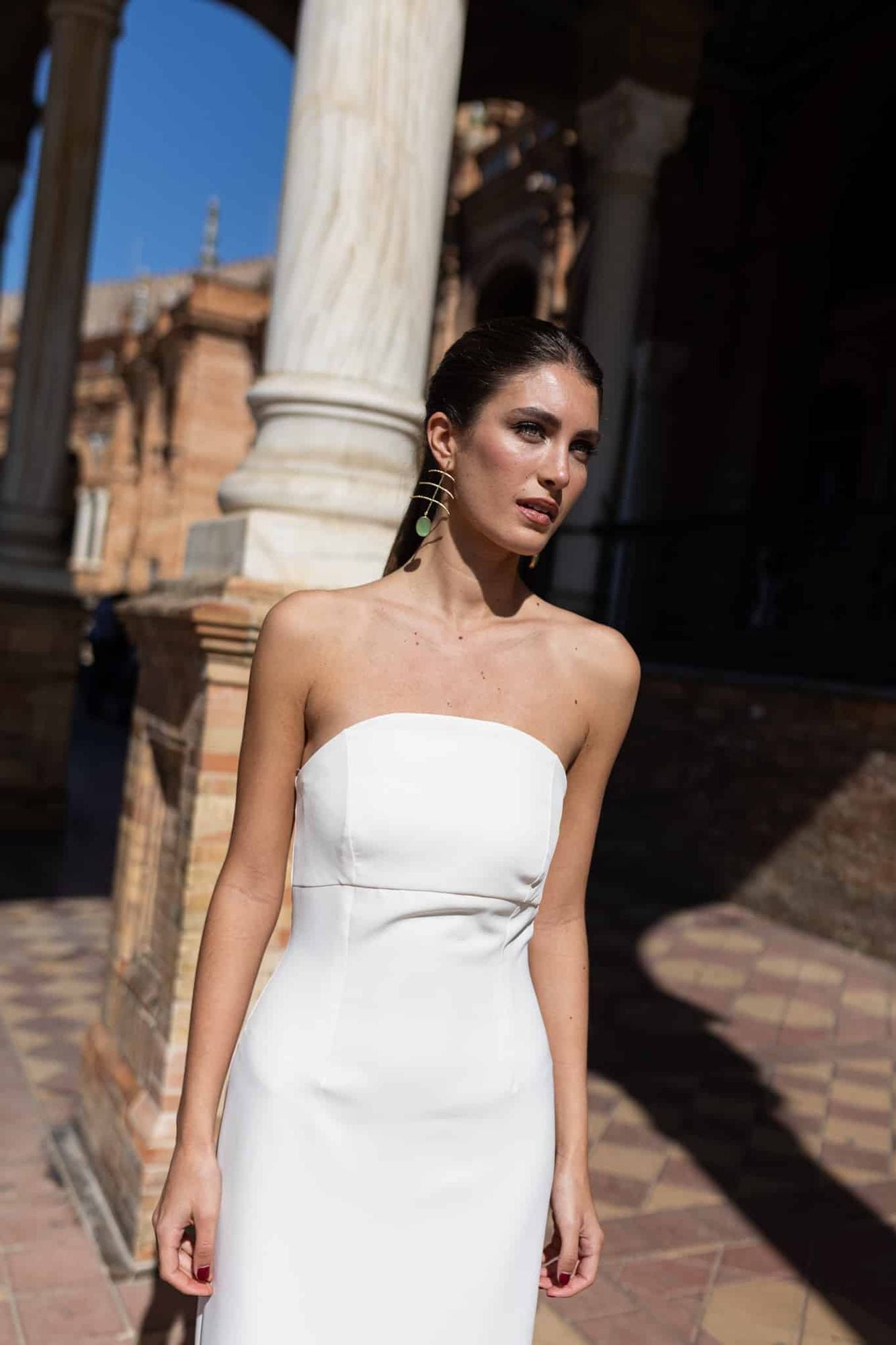 RAQUEL - VESTIDO DE CREPÉ CON SOBREVESTIDO DE GASA