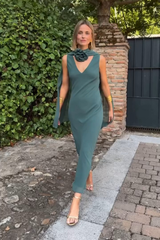 ANGELA - VESTIDO CON CAPITA MULTIPOSICIÓN