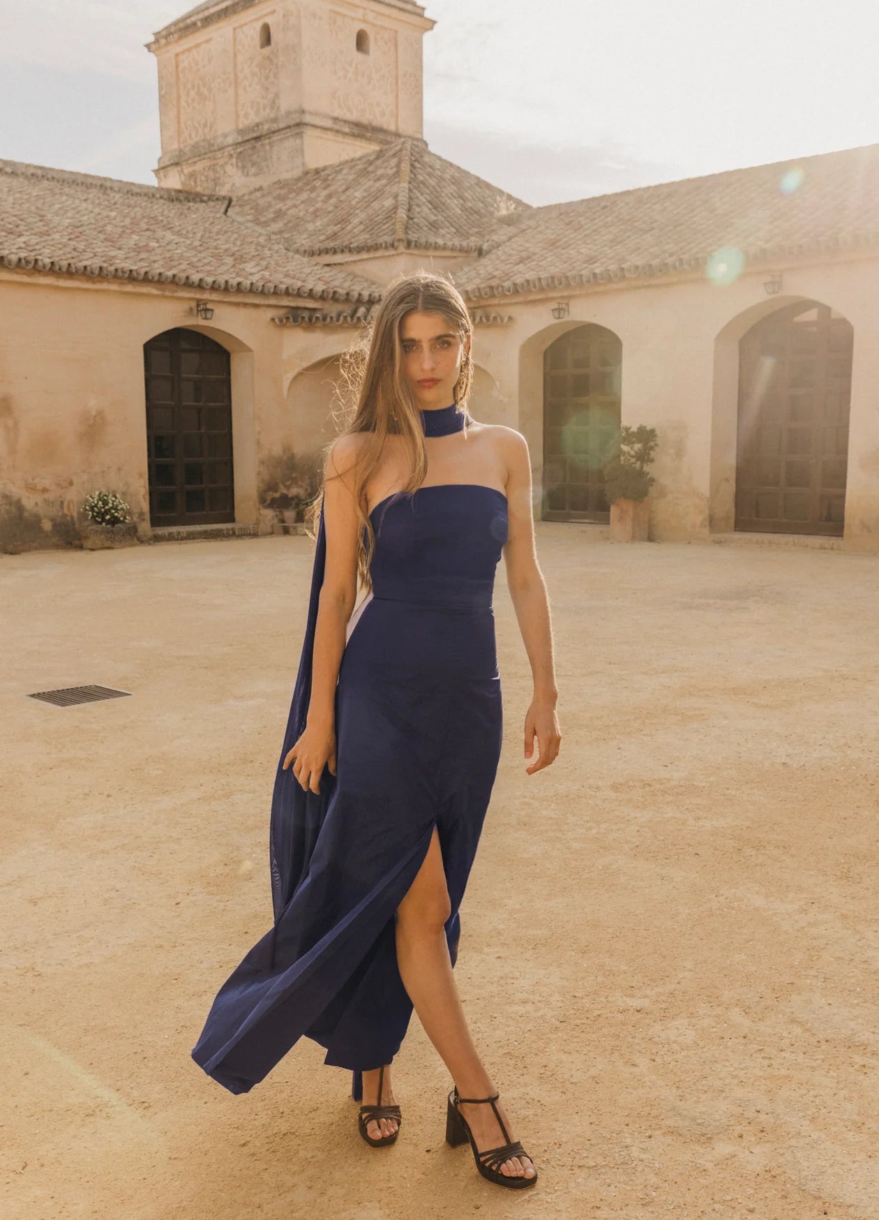 PACHU - VESTIDO AJUSTADO SIN MANGAS