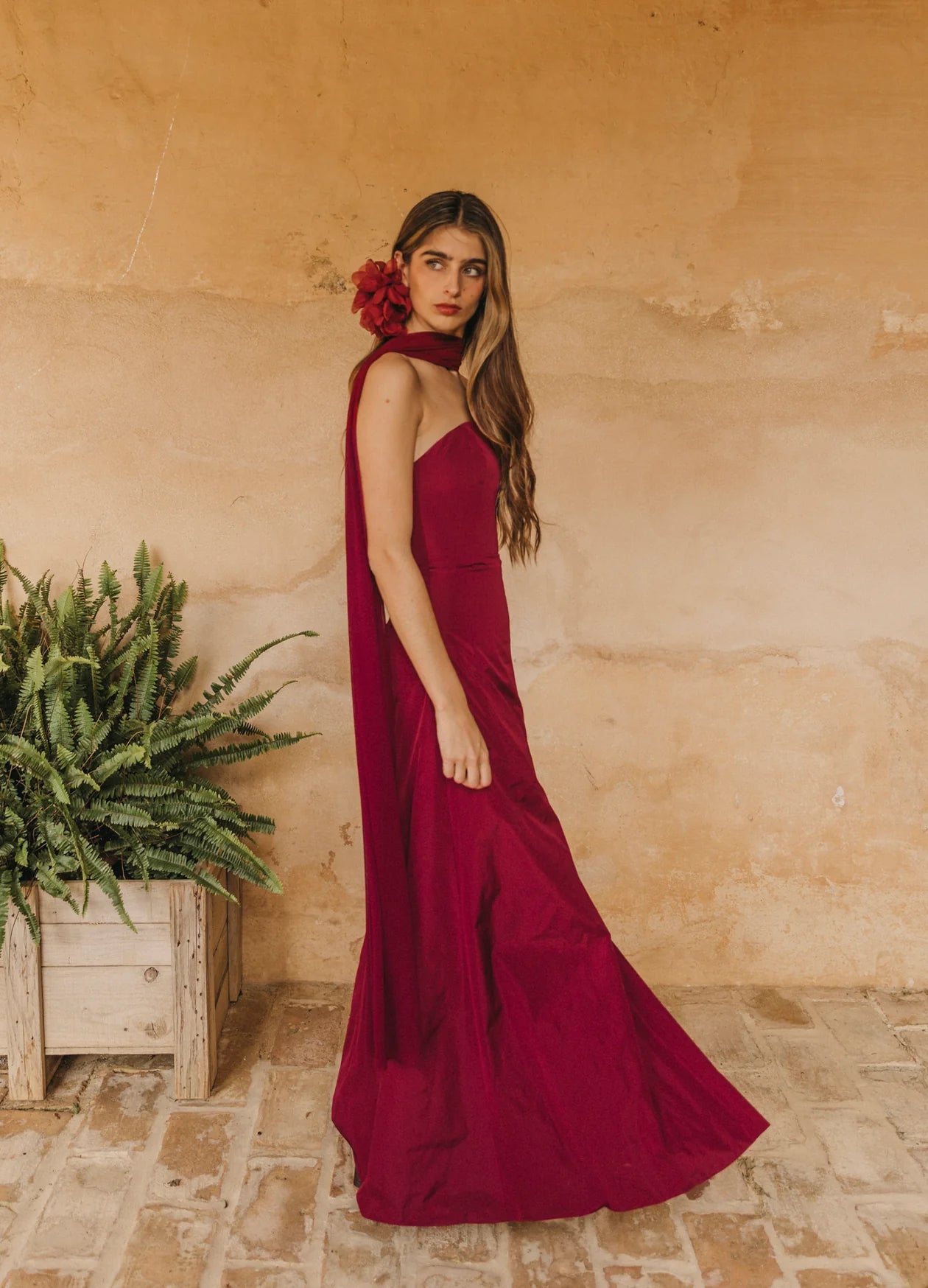 PACHU - VESTIDO AJUSTADO SIN MANGAS