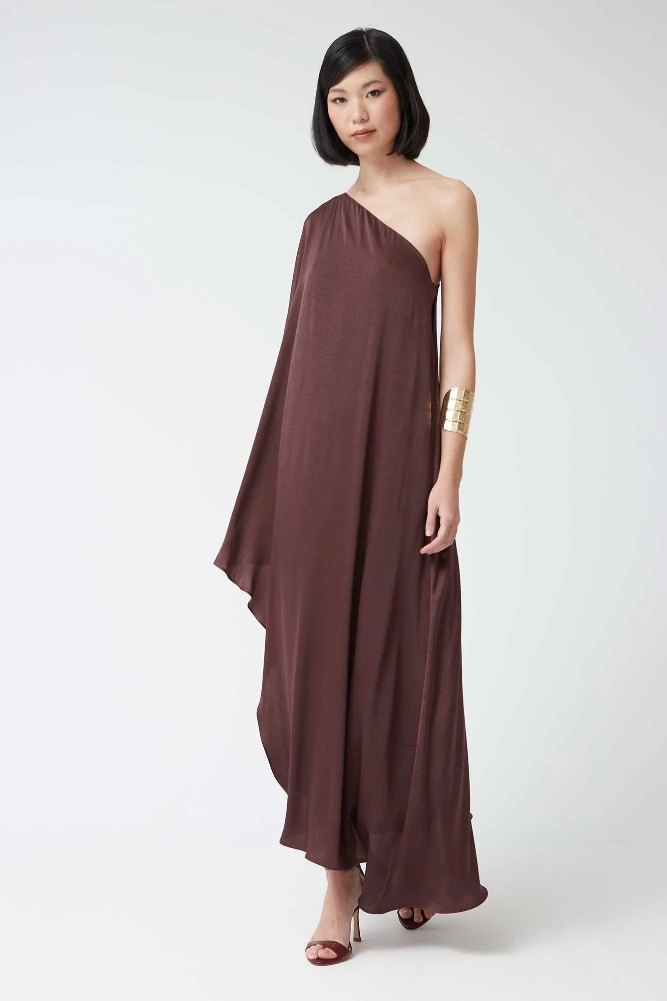 KENIA - CONJUNTO VESTIDO Y CAPA