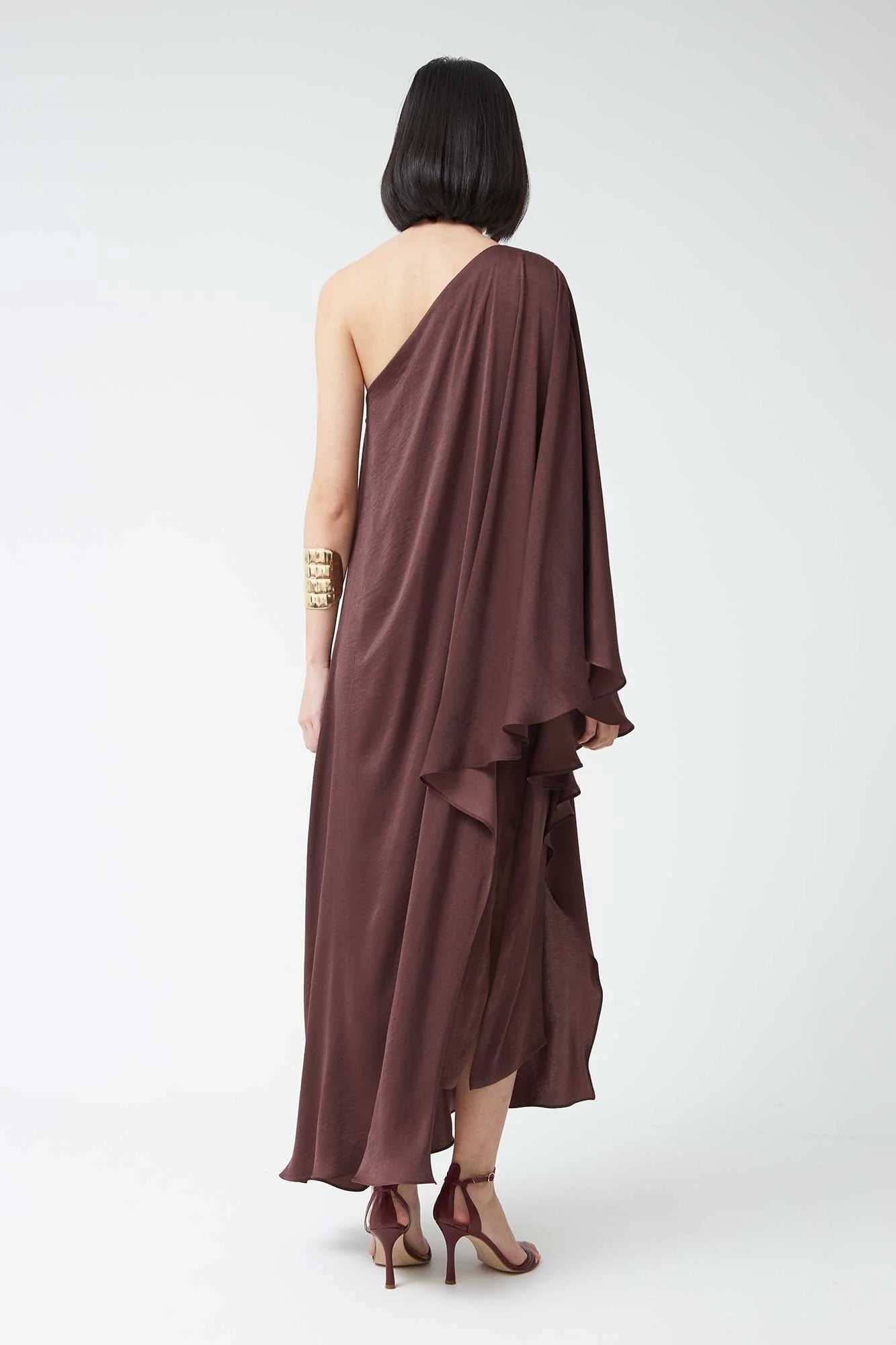KENIA - CONJUNTO VESTIDO Y CAPA