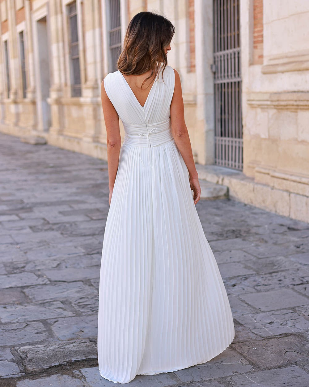 TRIANA - VESTIDO LARGO PLISADO ELEGANTE