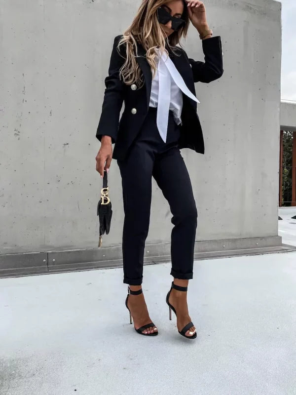 FÁTIMA · CONJUNTO DE BLAZER Y PANTALÓN