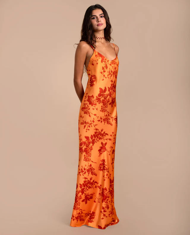 TAMIA - VESTIDO LARGO SATINADO CON ESPALDA ABIERTA